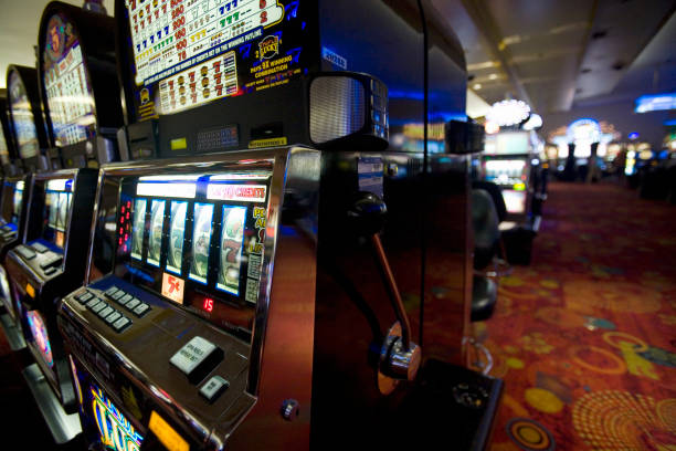 Multi-camera view of Captain's Bounty live dealer table on bahasatoto login